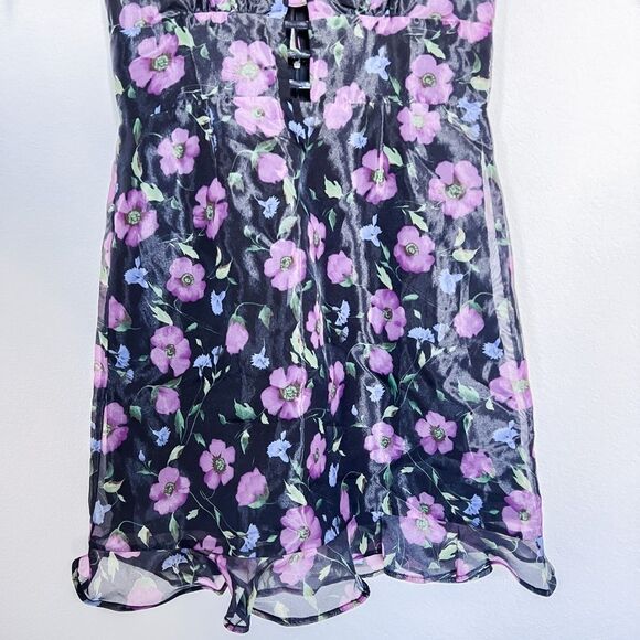 Forever 21 Women's Black Floral Mini Dress with Bell Sleeves size Small - Picture 5 of 5